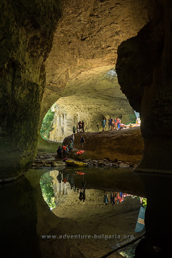 God's Bridge cave, Bulgaria