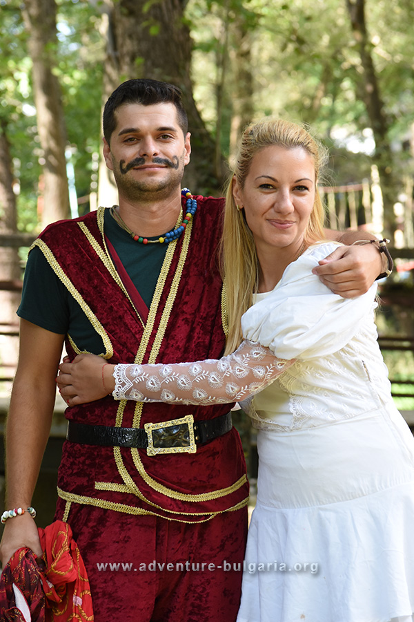 Пещерен тийм билдинг
